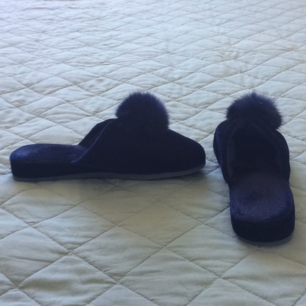 Navy velvet with puff slippers